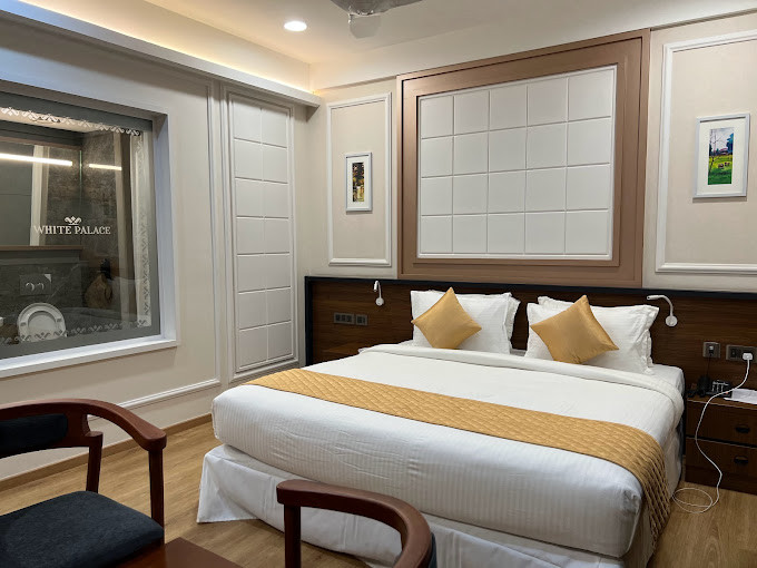 White Palace Hotel