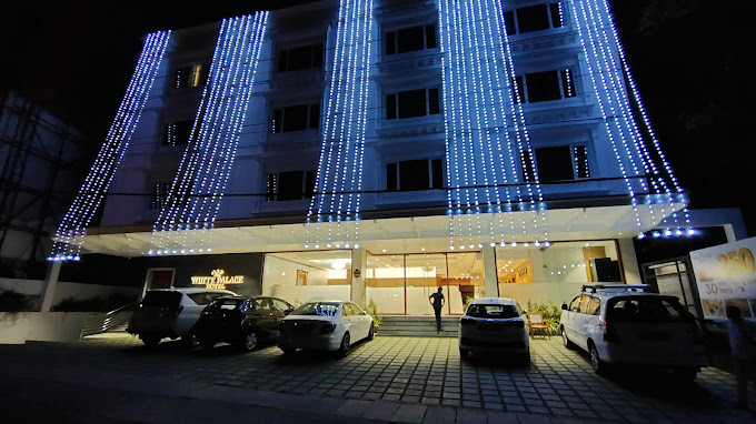 White Palace Hotel