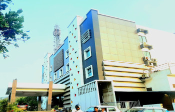 Rose International Hotel