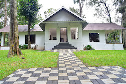 Kailas Estate trails