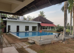 Manor Backwater Resort