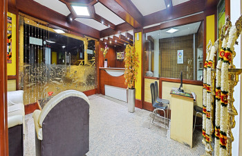 Ponmari Residencyy