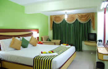 Ponmari Residencyy