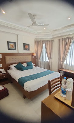 Hotel Vishnu Inn |East Nada | Next to Guruvayoor Temple
