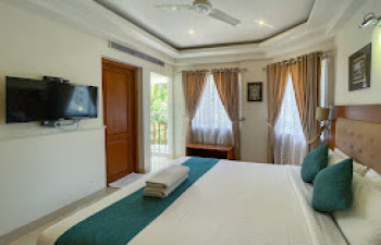 Hotel Vishnu Inn |East Nada | Next to Guruvayoor Temple
