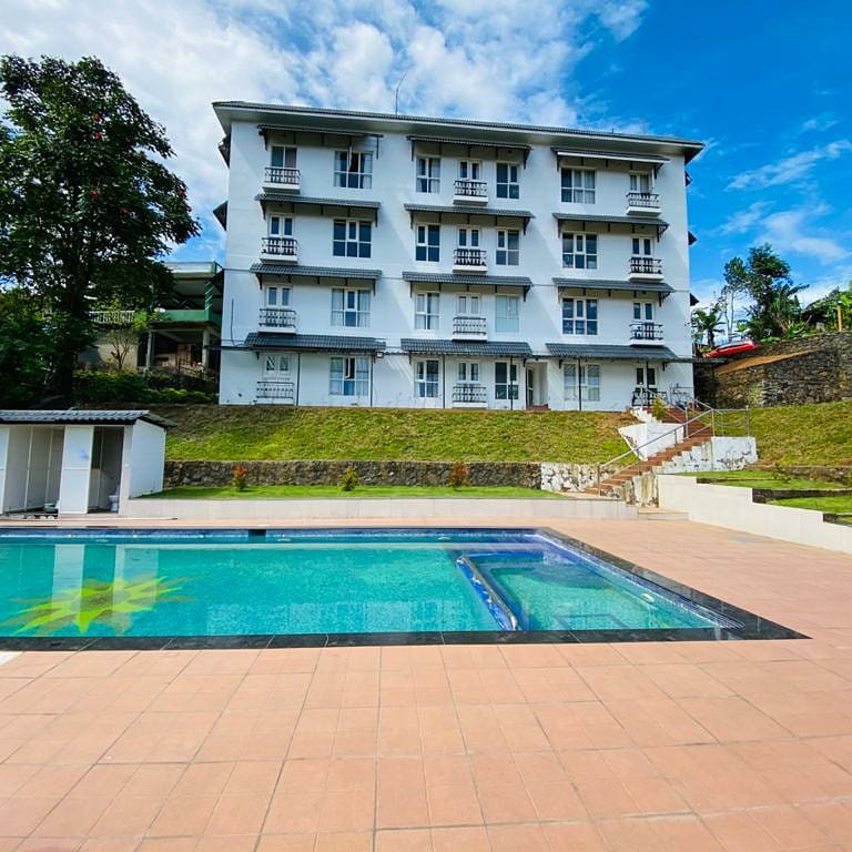 Royal Vaga Resort