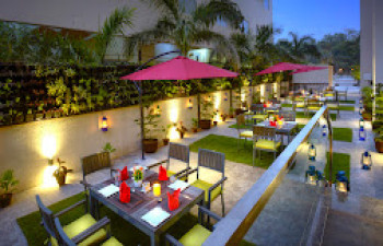 Golden Tulip Agra