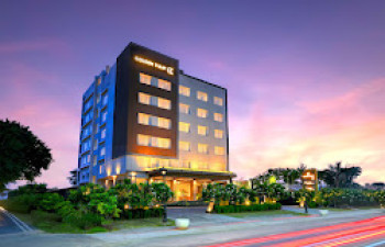 Golden Tulip Agra