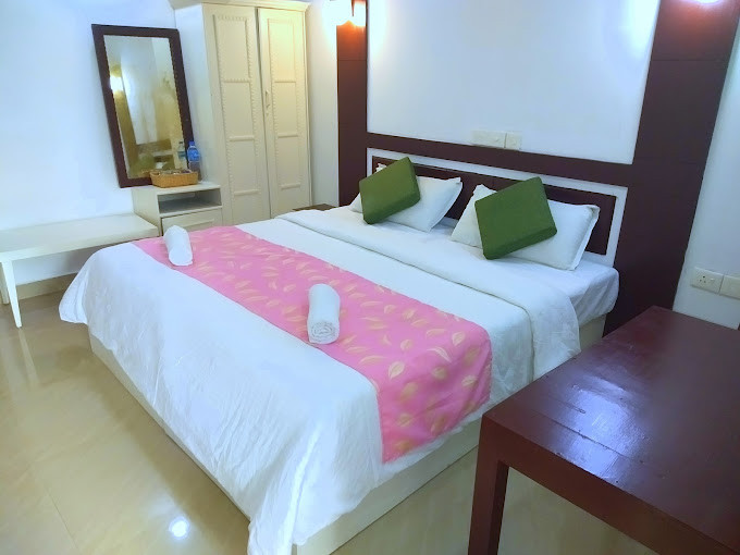 The Green Palace Health Resort