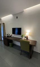 Maram Resort