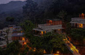 Maram Resort
