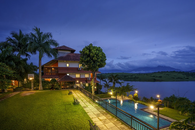 Vistara Resort