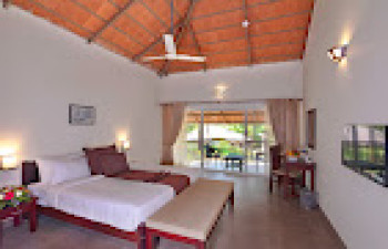 Abad Brookside Lakkidi