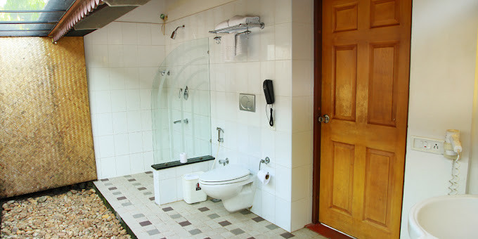 Abad Whispering Palms | Resort in Kumarakom