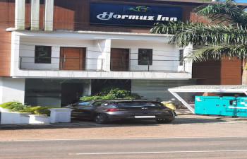 Hormuz Inn