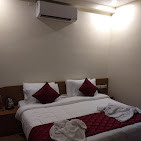 Hormuz Inn