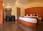 Hormuz Inn