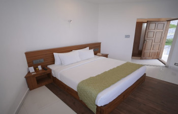LOVE HILLS RESORT