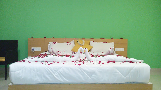 The Hill District Club