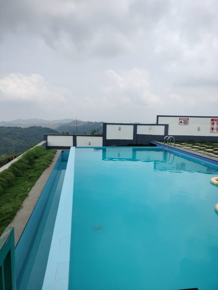 Palette Hill View Resort