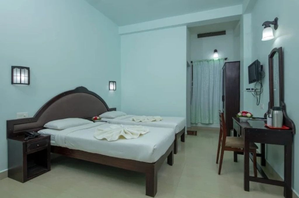 BLOOMING PARADISE HOTEL