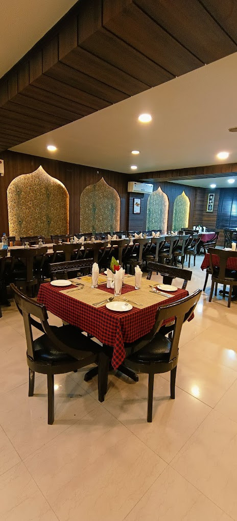 Spice Hotel & Restaurant
