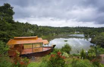 Karlad Lake Resort