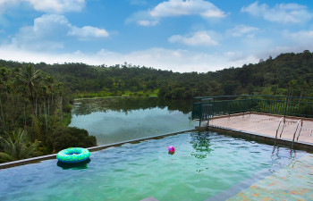 Karlad Lake Resort