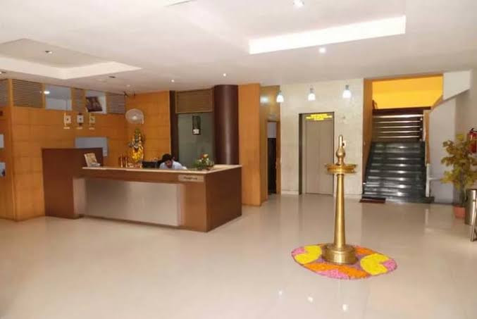 Ritzy Malabar The Retreat Hotel