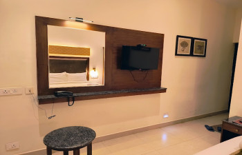 Comorin Grand