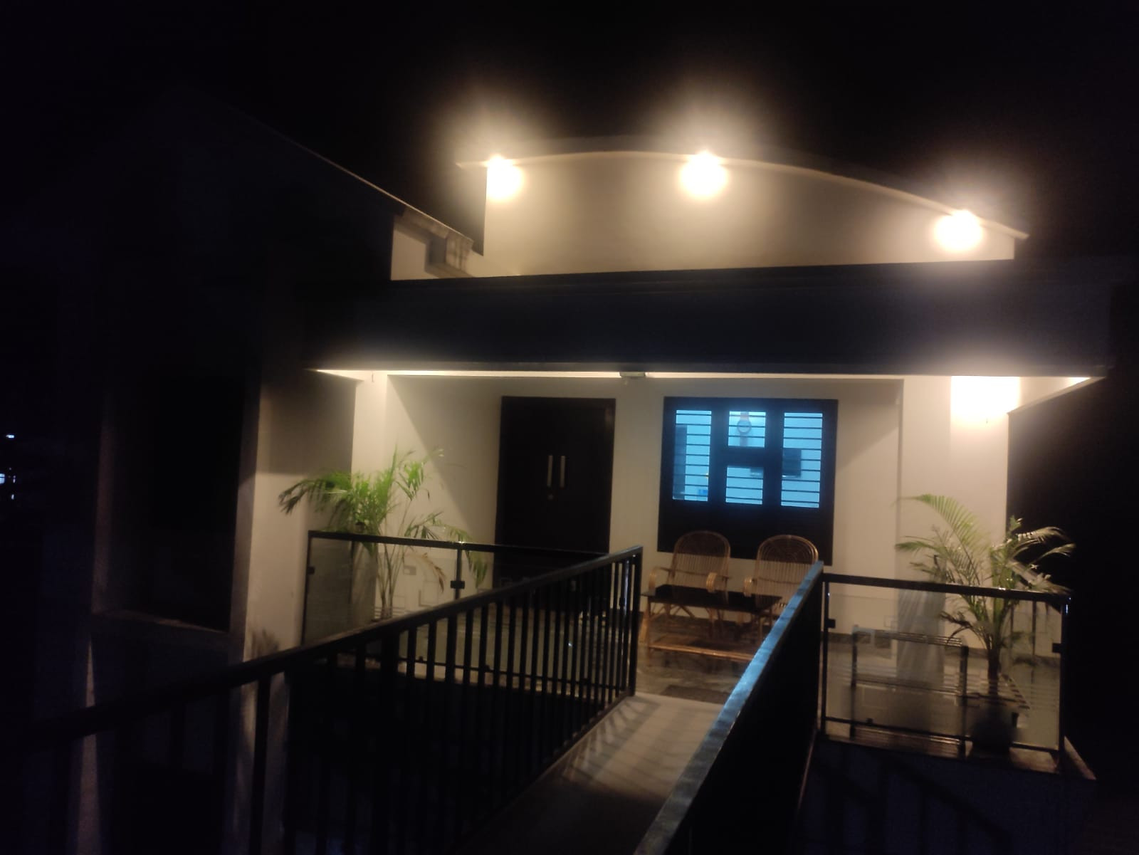 MOUNT RIVER HOMESTAY