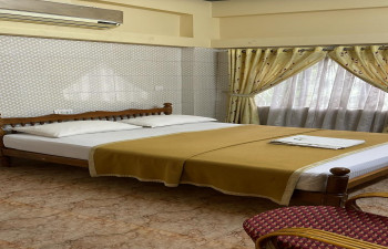 Lake Palace Family Resort