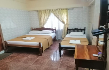Lake Palace Family Resort