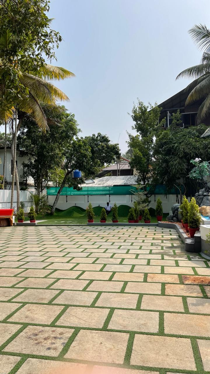 Lake Palace Family Resort
