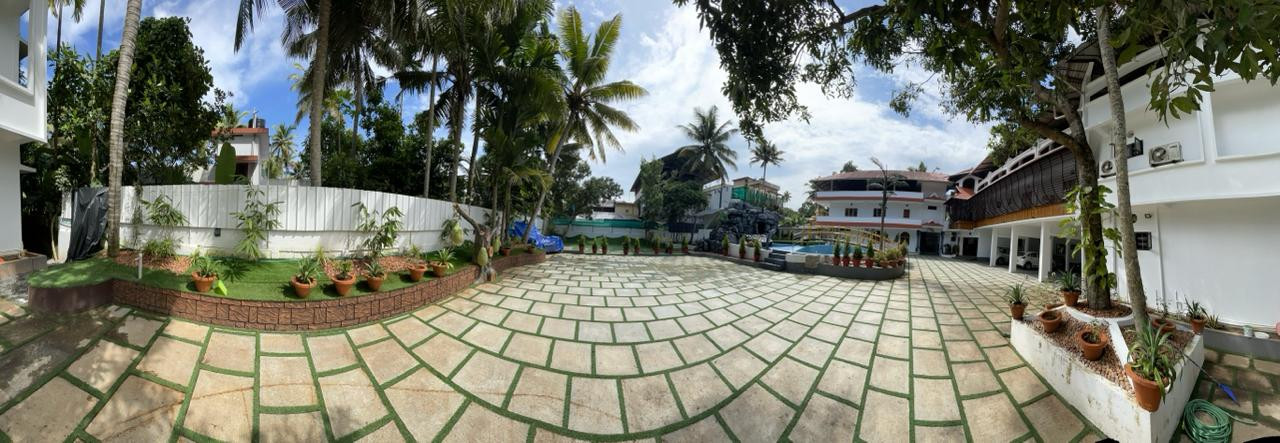 Lake Palace Family Resort
