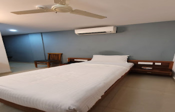 Hotel B K M International