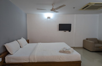Hotel B K M International