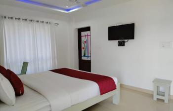 HOTEL JYOTHIS RETREAT